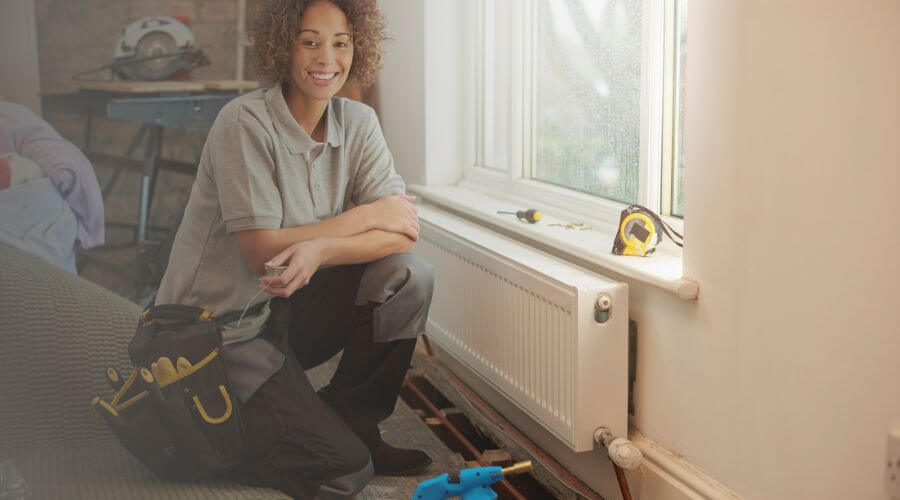 Expert burst pipe repair services in Farmersville, IL